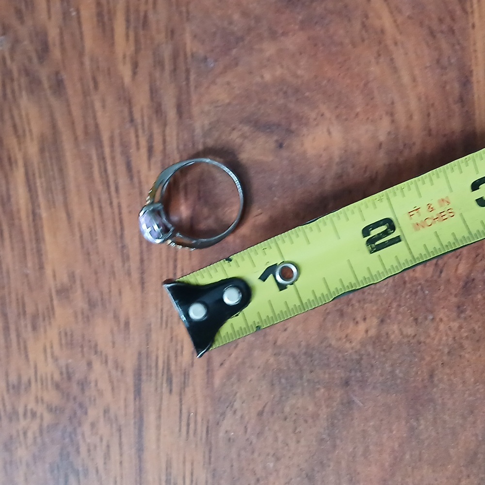 Ring - Picture 3 of 5